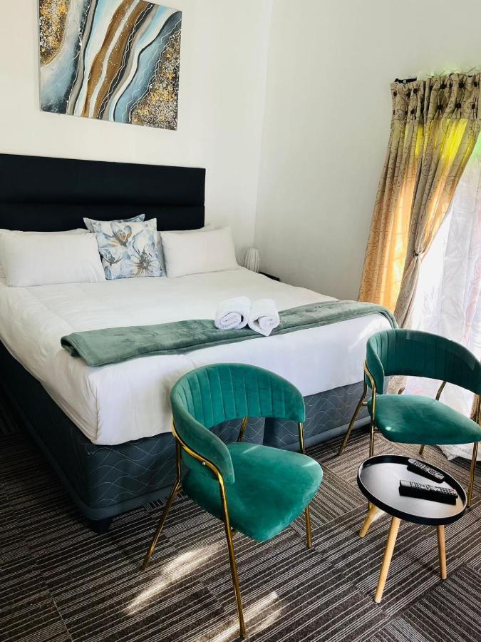 St Eve Lodge & Spa Bloemfontein Buitenkant foto